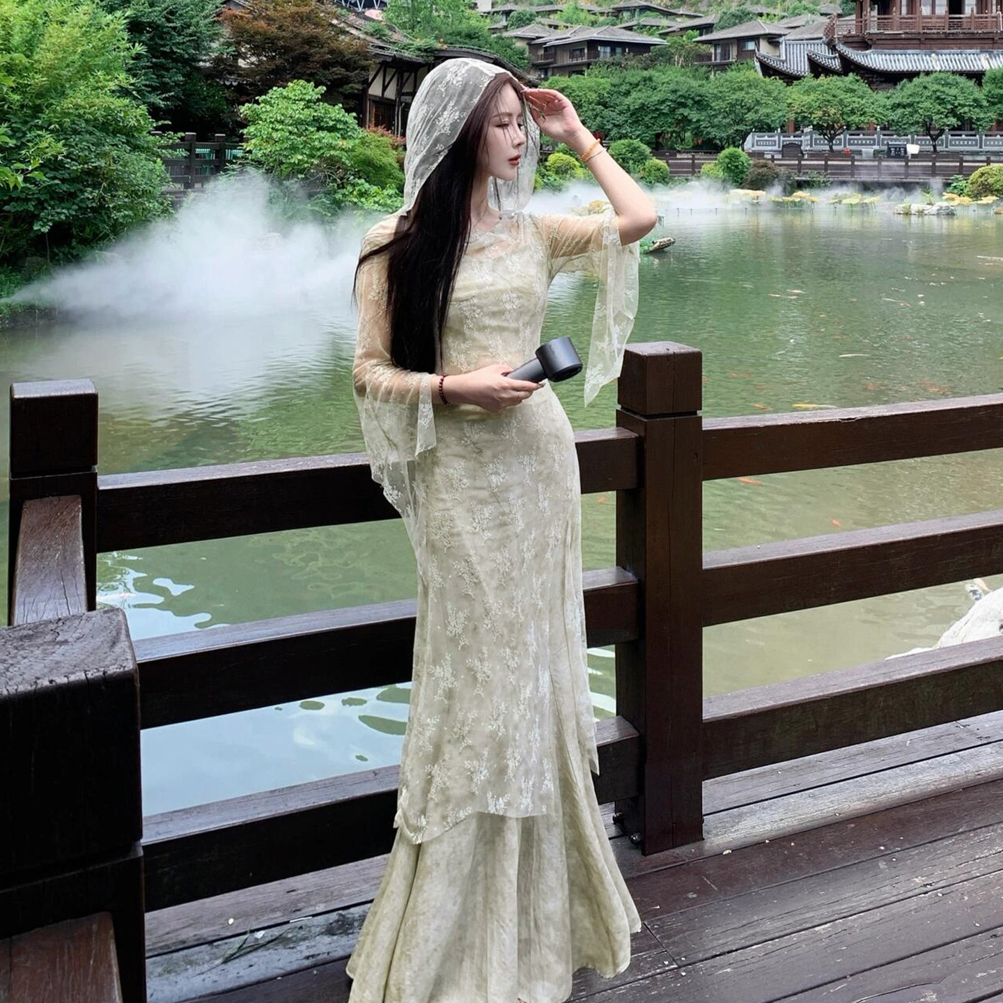 春夏季蕾丝罩衫吊带连衣裙子套装女早春包臀鱼尾长裙漂亮出片衣服