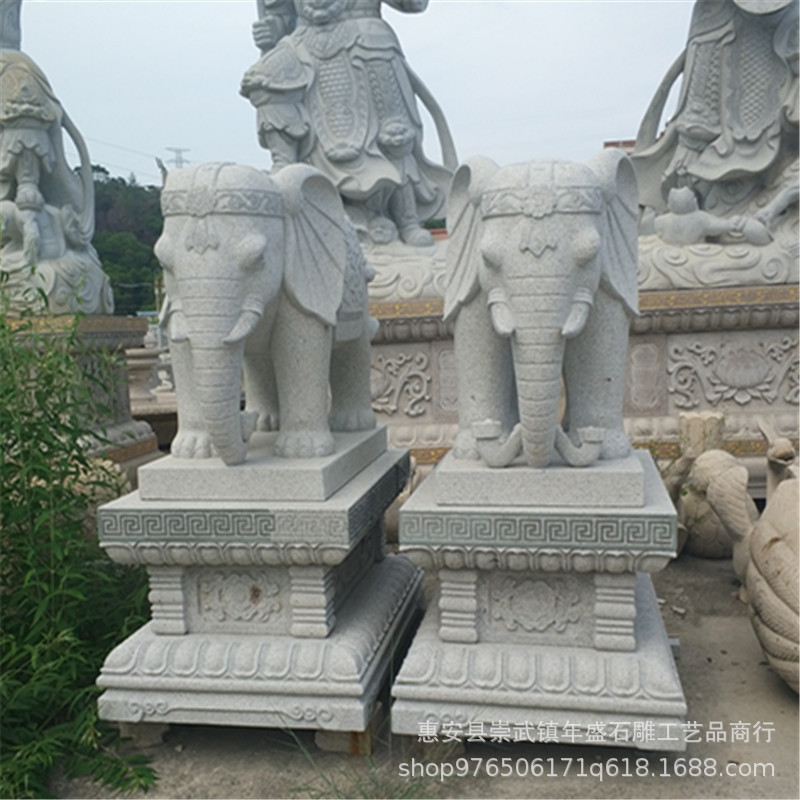 汉白玉晚霞红石雕喷水象门口摆件