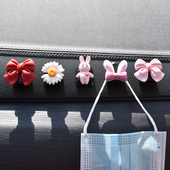 汽车前排挂钩车载座椅可爱卡通粘贴多功能收纳小挂钩车内用品大全