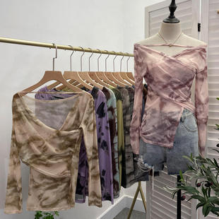 实物拍摄不规则褶皱交叉V领露肩薄上衣扎染印花长袖网纱T恤 8952