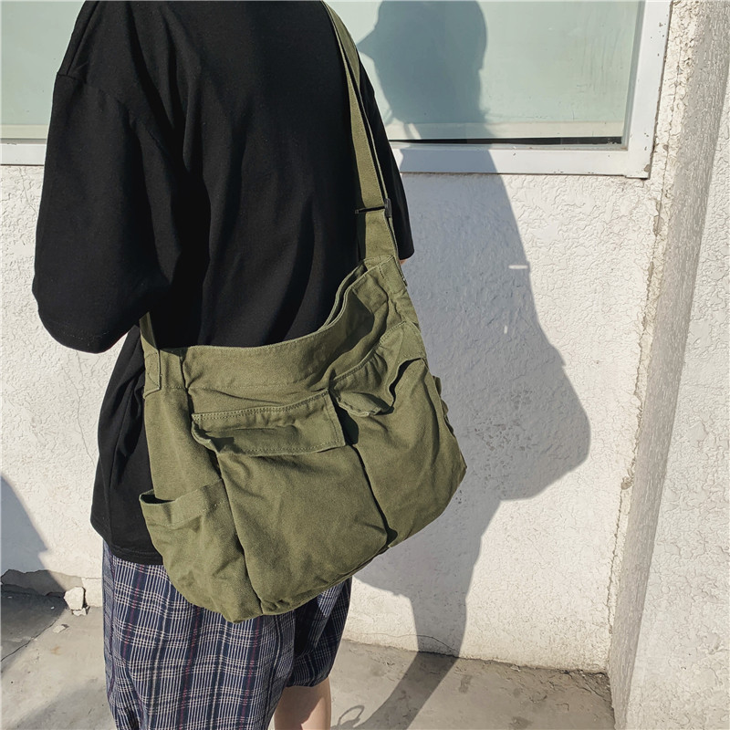 日系复古帆布包男斜挎包大容量单肩包文艺学生书包工装挎包邮差包