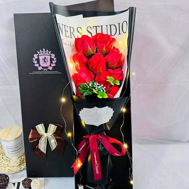 跨境11朵玫瑰香皂花仿真花花束大礼盒情人节女友玫瑰花束礼盒