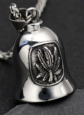 亚马逊新款 复古朋克机车风钛钢枫叶造型骑士驱魔铃铛