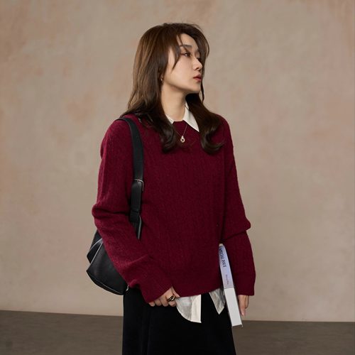 加厚麻花牦牛绒圆领针织衫