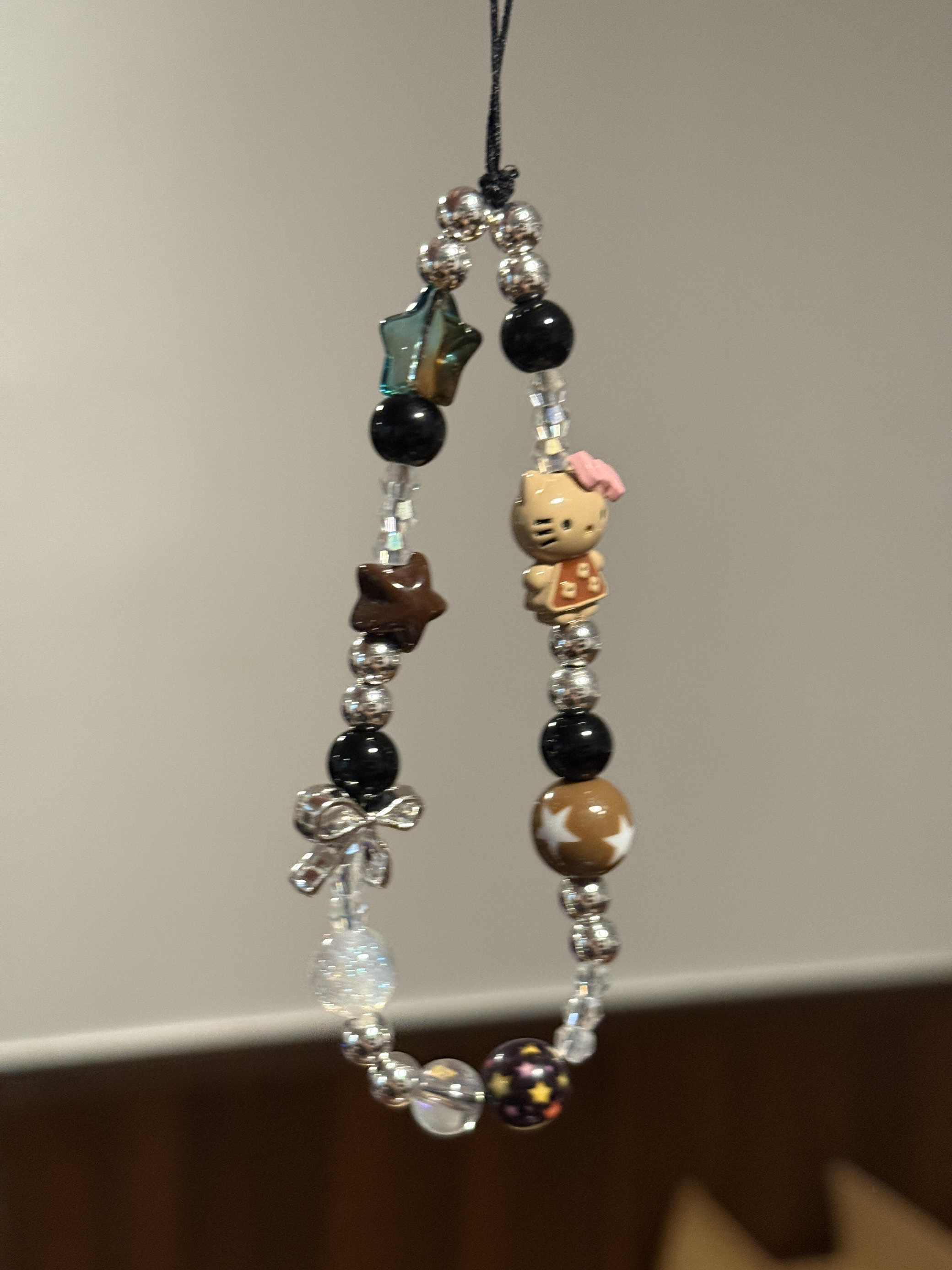 ins风手机链kt棕色星星黑色珠子ccd挂件手链串珠ccd挂件相机挂件