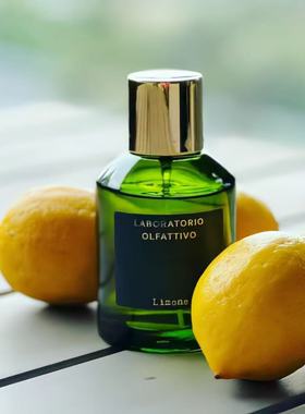 laboratorioolfattivo嗅觉实验室香水柑橘黑金雪松万木生长小样