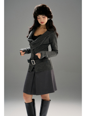 PynkiSwear 碳灰色大翻领交叉设计毛衣结构领围裹上衣修身开衫冬