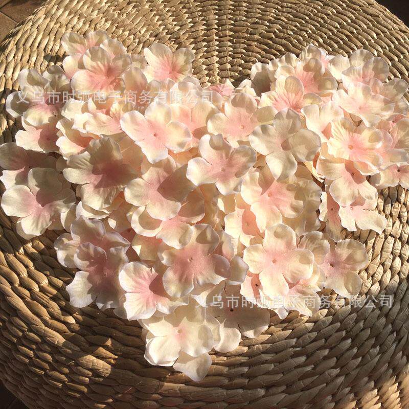 婚庆撒花仿真绣球花瓣假娟花DIY婚房婚床装饰花服装配饰仿真花瓣