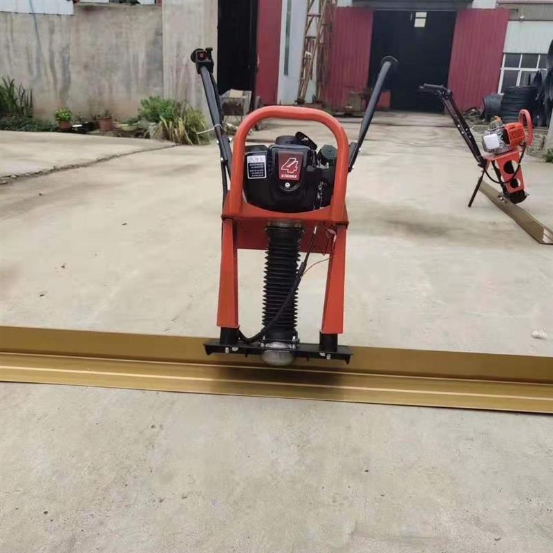 混凝土刮板尺生产厂家手扶式汽油振动尺配件修路使用的挂板尺