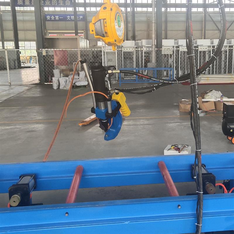 机箱外壳自刺穿铆接机SPR铆钉机高精度操作控制铆接设备