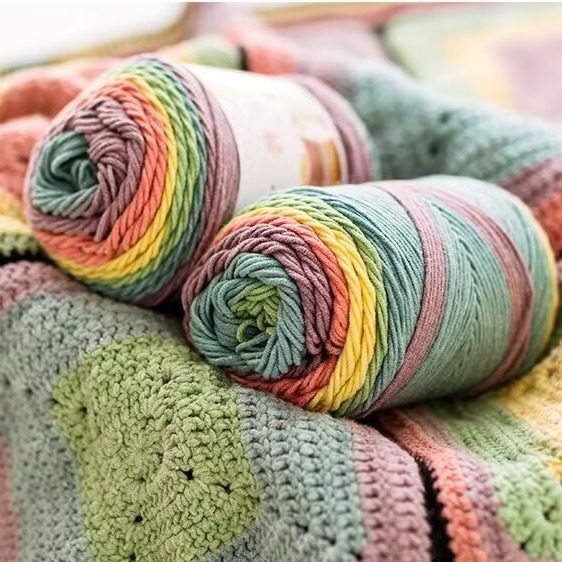 如意鸟5股牛奶棉段染彩虹棉蛋糕球毛线团手工diy编织围巾抱枕毯子
