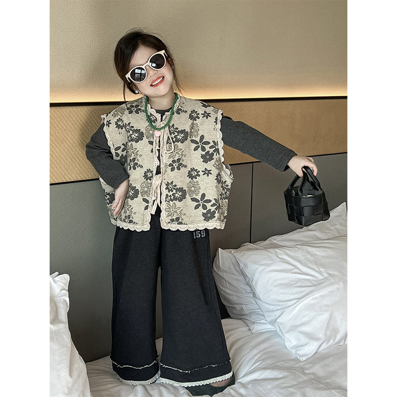 女童秋装2024新款外穿印花马甲灰色打底衫儿童裤子时髦洋气套装