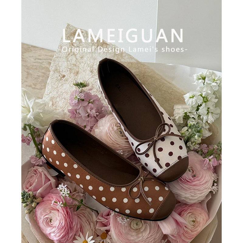 法式蝴蝶结波点浅口圆头单鞋女2026春夏新款绝美咖色芭蕾舞平底鞋