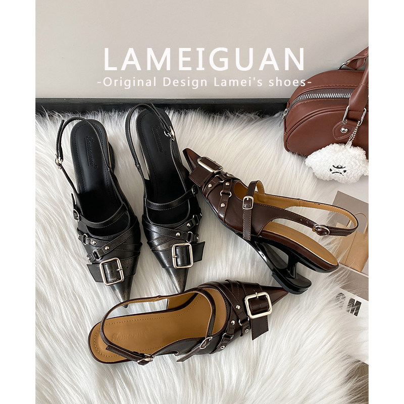 复古擦色尖头皮带扣悬浮坡跟凉鞋女2026新款黑色浅口后绊带高跟鞋