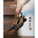 复古擦色铆钉后绊带尖头高跟鞋女2026春季新款棕色小众悬浮跟单鞋