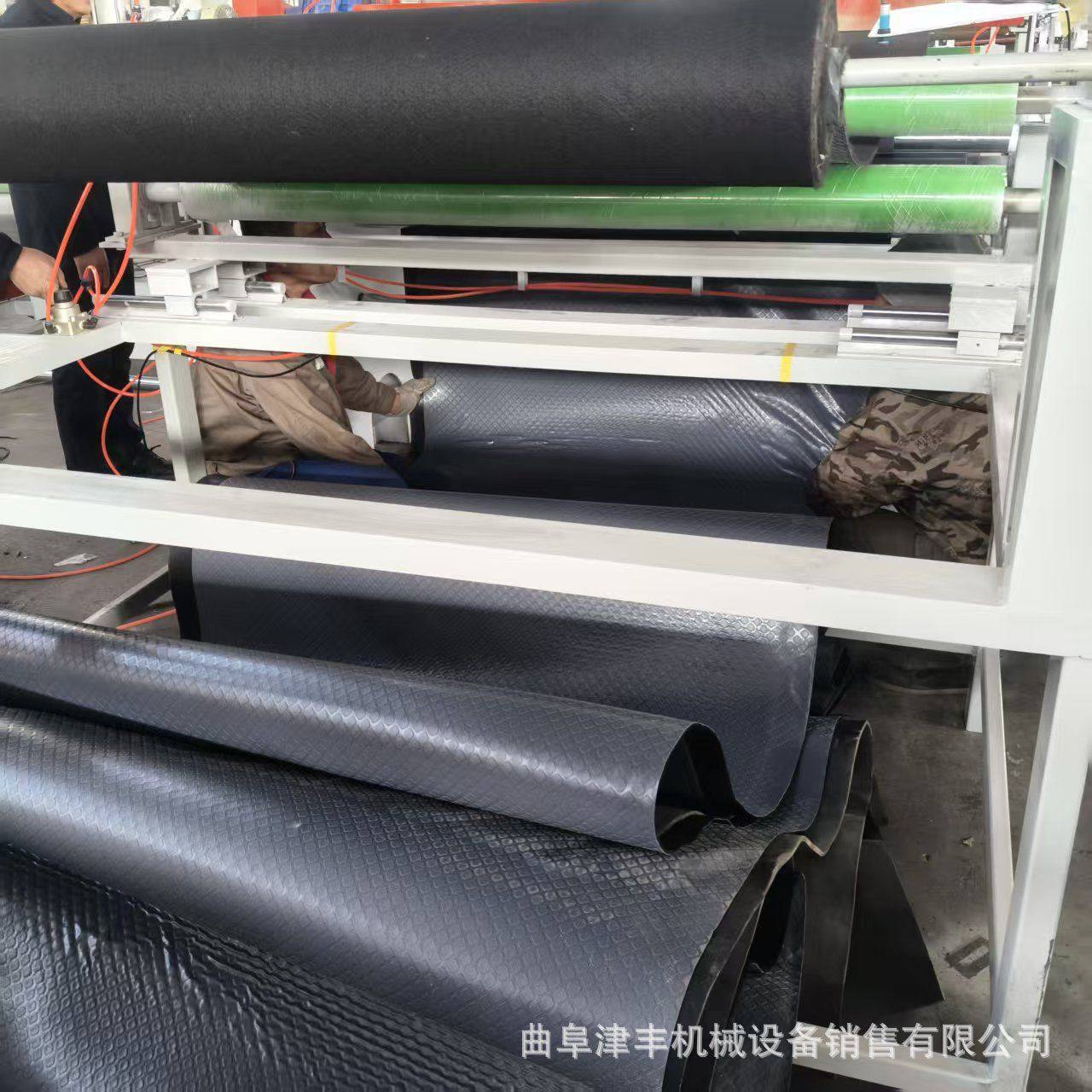 珍珠棉编织袋地面贴膜 PUR热熔喷胶复合机 地面保护膜贴合机,机械设备,其他机械设备,淘宝优惠券,粉丝福利购,淘宝优惠卷