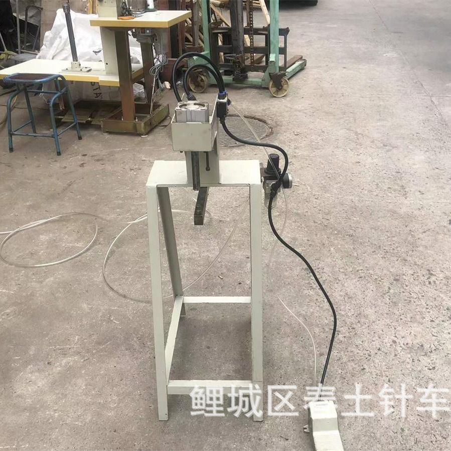 特小嘴气动钉扣机 压标机异形 改装设备鞋服柳扣空间狭小位置设备