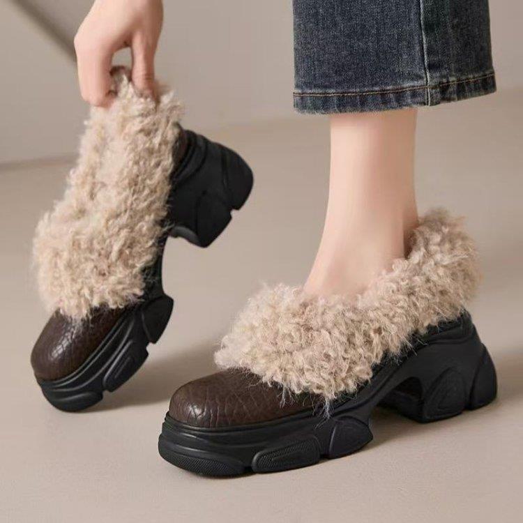 一脚蹬毛毛棉鞋女小个子厚底增高加绒保暖2025冬季新款百搭小皮鞋