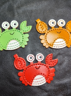 手工皮具挂件真皮包挂件高级感螃蟹