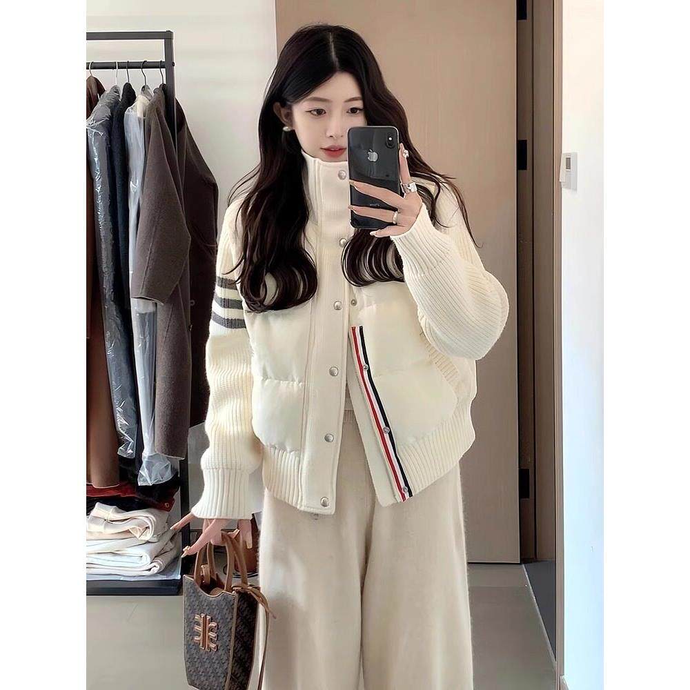 轻薄白色休闲羽绒服女秋冬季新款白鸭绒立领拼接短款保暖针织外套