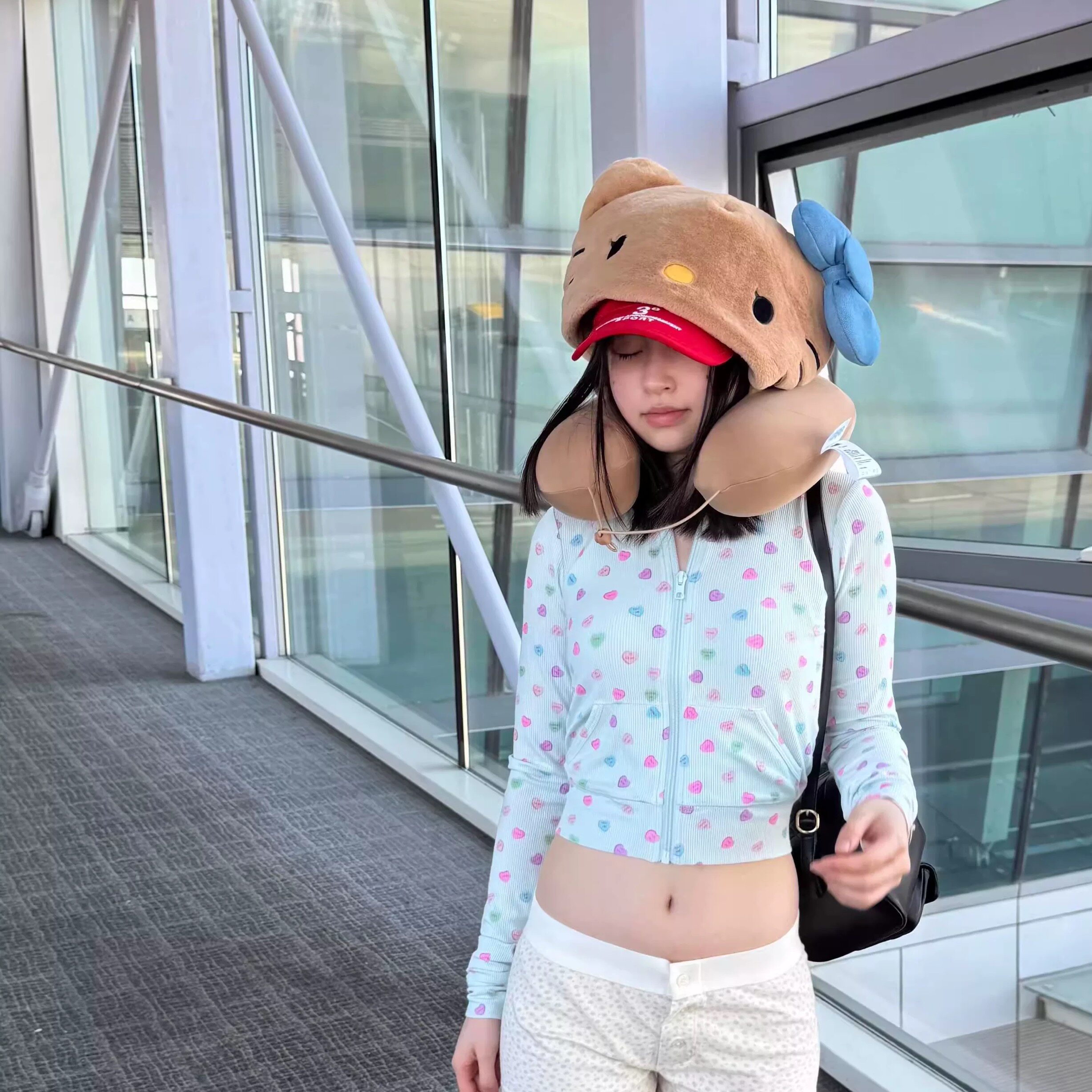 kittyU型颈枕旅行睡觉便携护颈