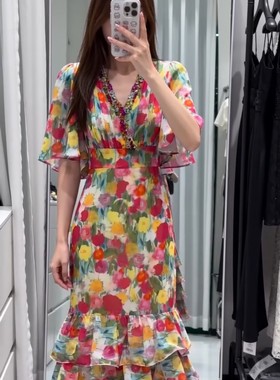2026夏季新款法式精致气质收腰碎花连衣裙女修身显瘦高端