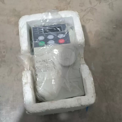 议价FC2075变频器0.75KW单相220v输入三相22适用