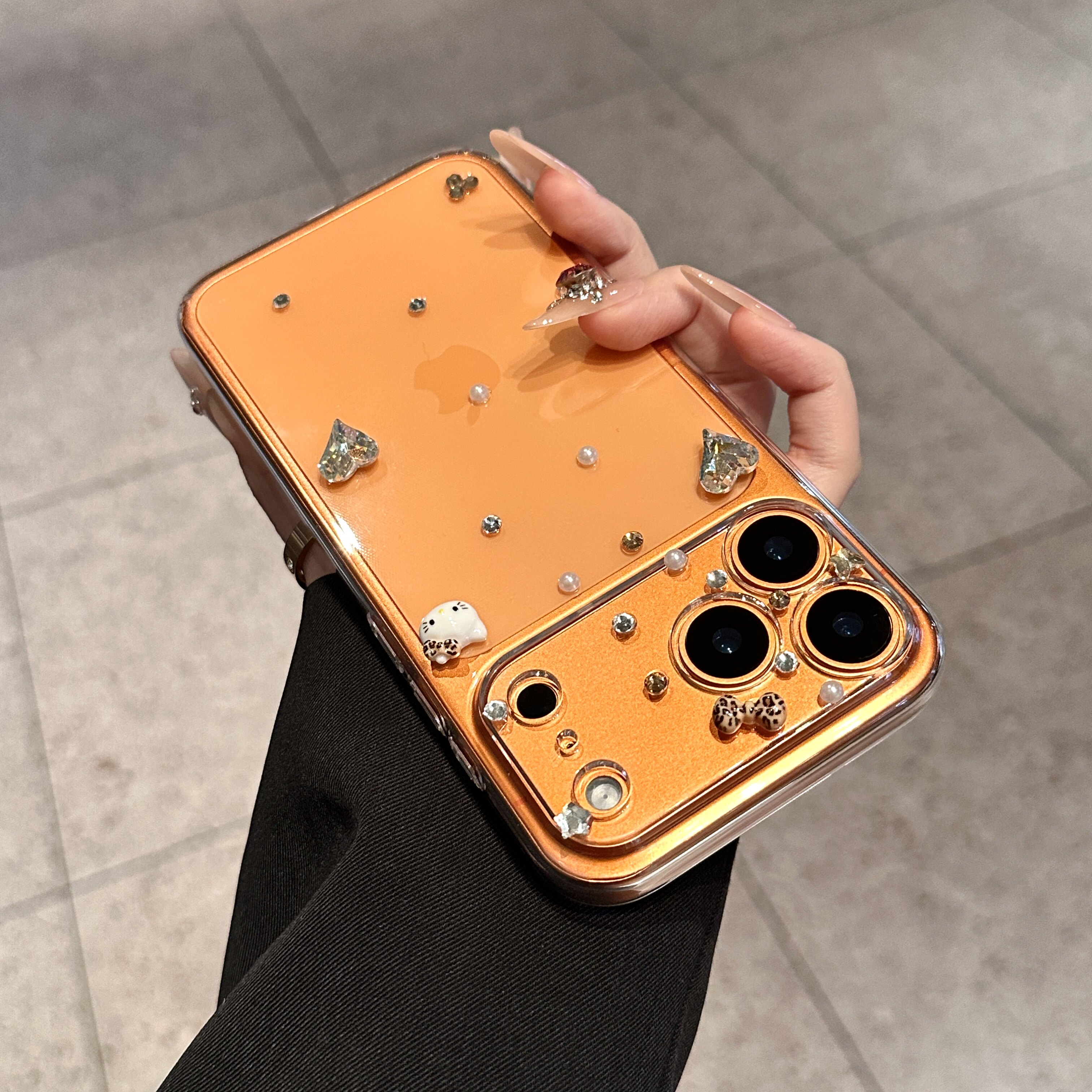 KT猫橙色苹果17pm手机保护套