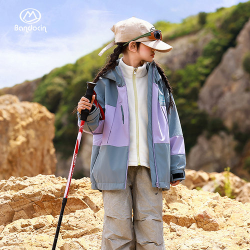 半度闲秋冬女童原创设计连帽外套