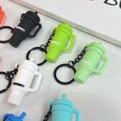 定制新款 跨境瑜伽软胶冰霸杯包包挂件文创伴手礼钥匙扣纪念品定制