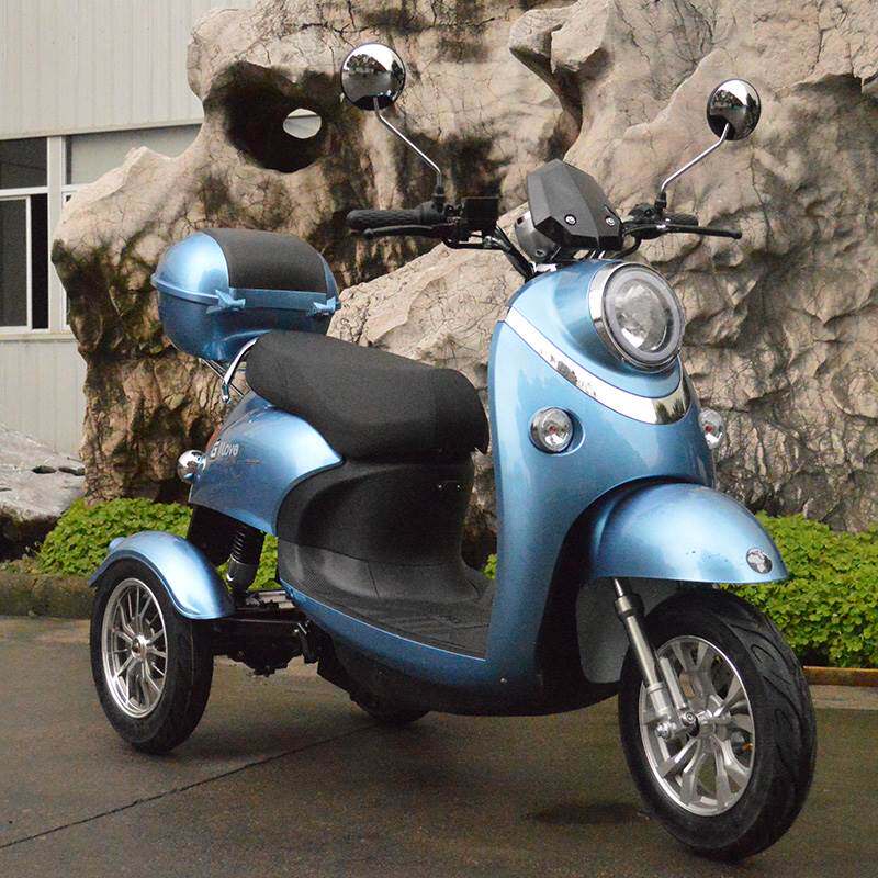 电动三轮车家用小型接送孩子电瓶车小龟王摩托男女成人代步爬坡王