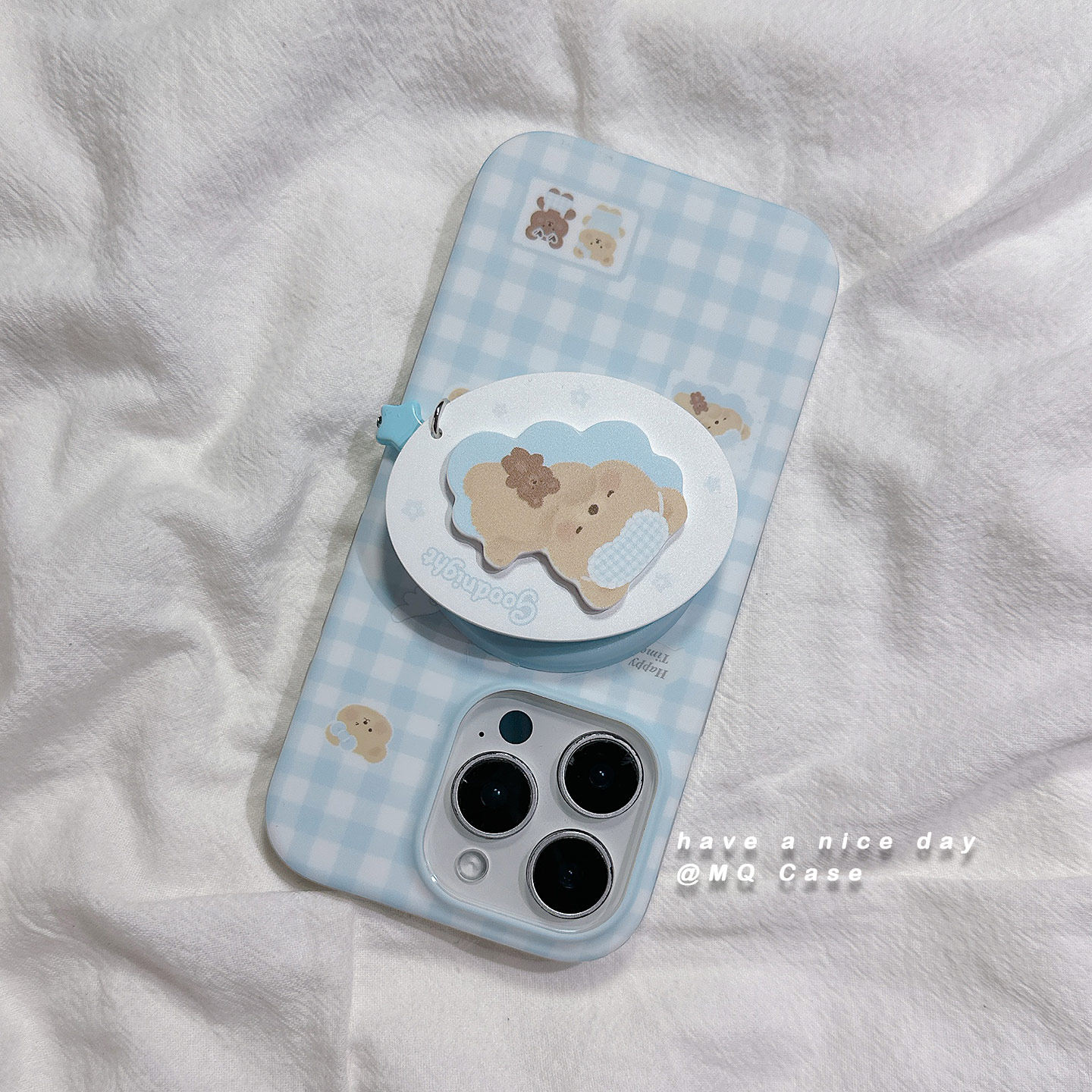 ins简约格纹小熊适用苹果17手机壳iPhone17Promax新款16高级感15保护套13硅胶14防摔Pro全包磁吸带支架软壳女