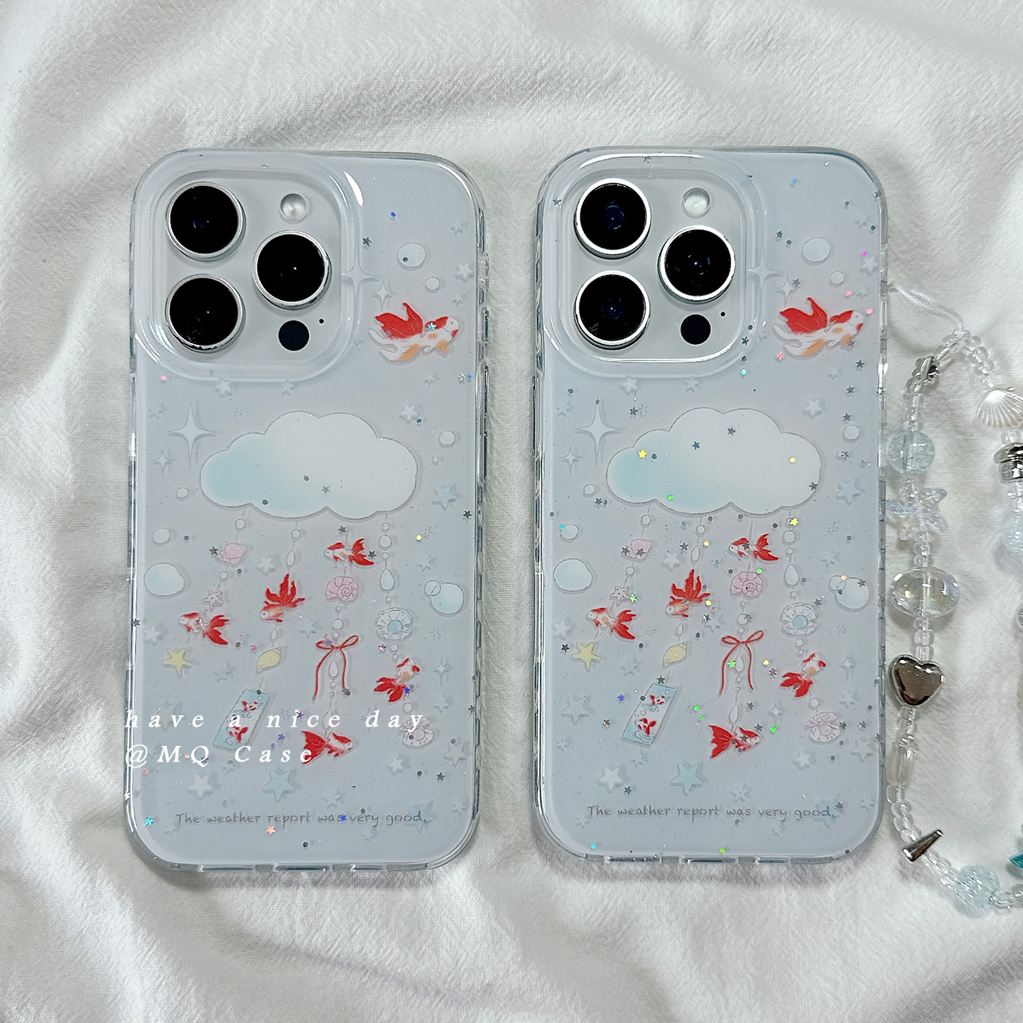 ins云朵锦鲤风铃适用苹果16Promax手机壳iPhone15新款13高级感14保护套防摔硅胶16Pro全包带链条挂绳女款软薄