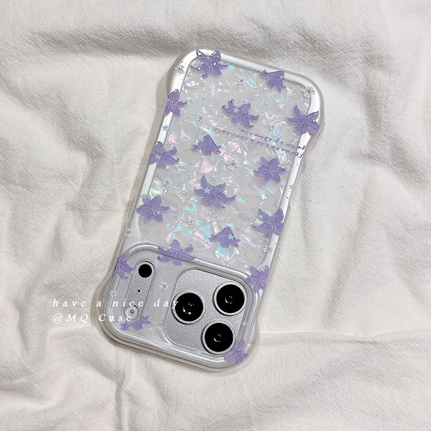 适用于iPhone简约花朵手机壳