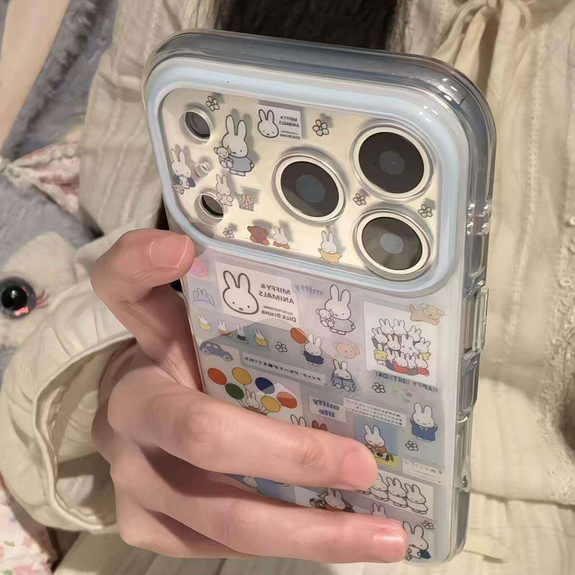 白底标签贴纸气球满屏兔子适用iPhone17promax手机壳15新款17pro网红女款13创意全包防摔16pro超好看17保护套,3C数码配件,手机保护套/壳,淘宝优惠券,粉丝福利购,淘宝优惠卷