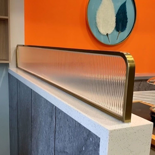 轻奢不锈钢钛金加高玻璃隔断火锅店网红餐厅卡座加高装饰矮板屏风