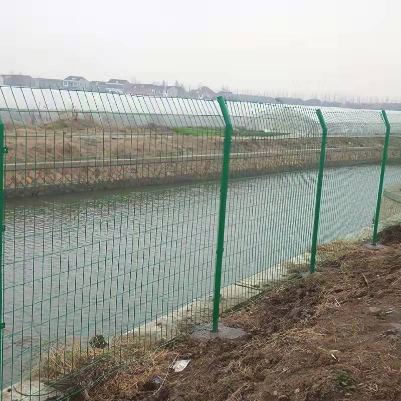 绿网围栏铁丝网隔离栏户外高速公路栅栏果园养殖圈地双边丝护栏网-封面