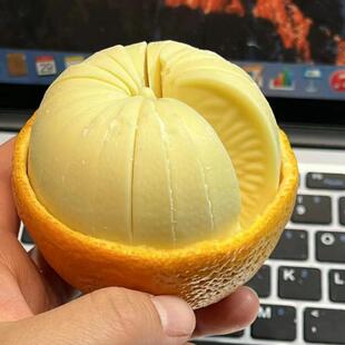 网红橘子巧克力50克橙子牛奶巧克力黑巧桔子花瓣白巧克力糖果盒装