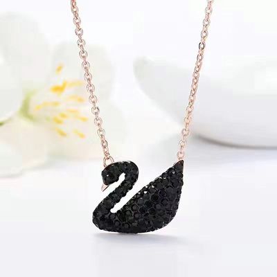 钛钢高保色天鹅项链女款轻奢高级感彩金不掉色玫瑰金色