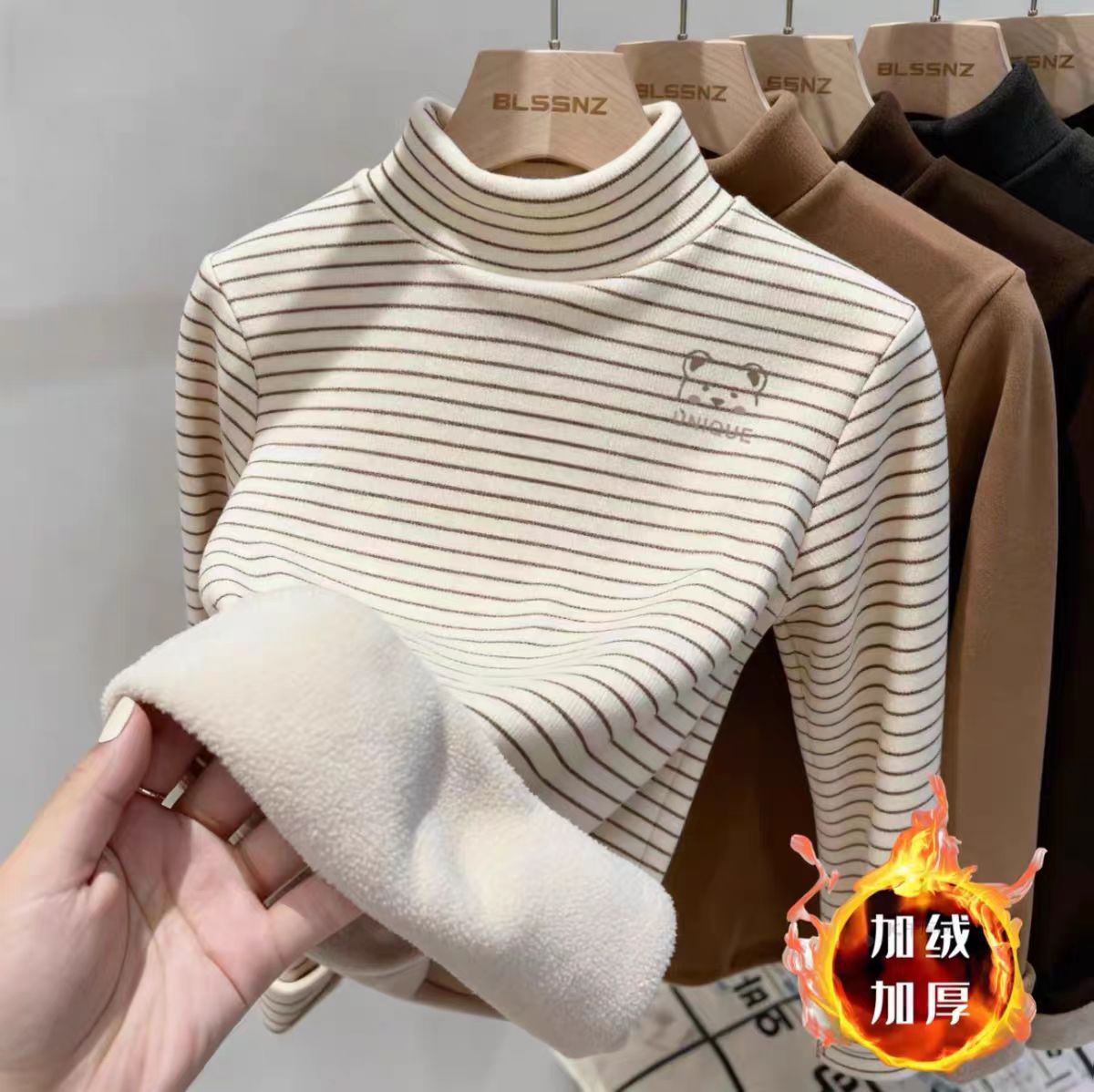 女大童新款秋冬加绒加厚半高领条纹卡通印花保暖打底衫上衣长袖潮