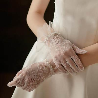复古蕾丝串珠婚纱手套女薄款高级感白色精致性感礼仪新娘婚礼短款
