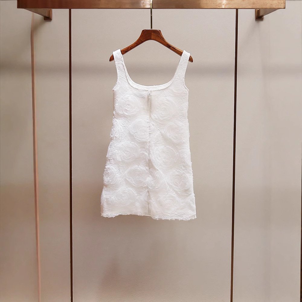 SP家夏季新款高级感千金礼服重工镶钻蝴蝶结立体绣花背心连衣裙