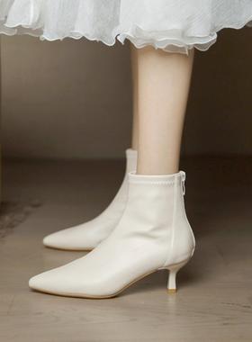 主人自己的新风格~秋冬女性白色尖头细高跟短靴真皮羊毛衬里弹力