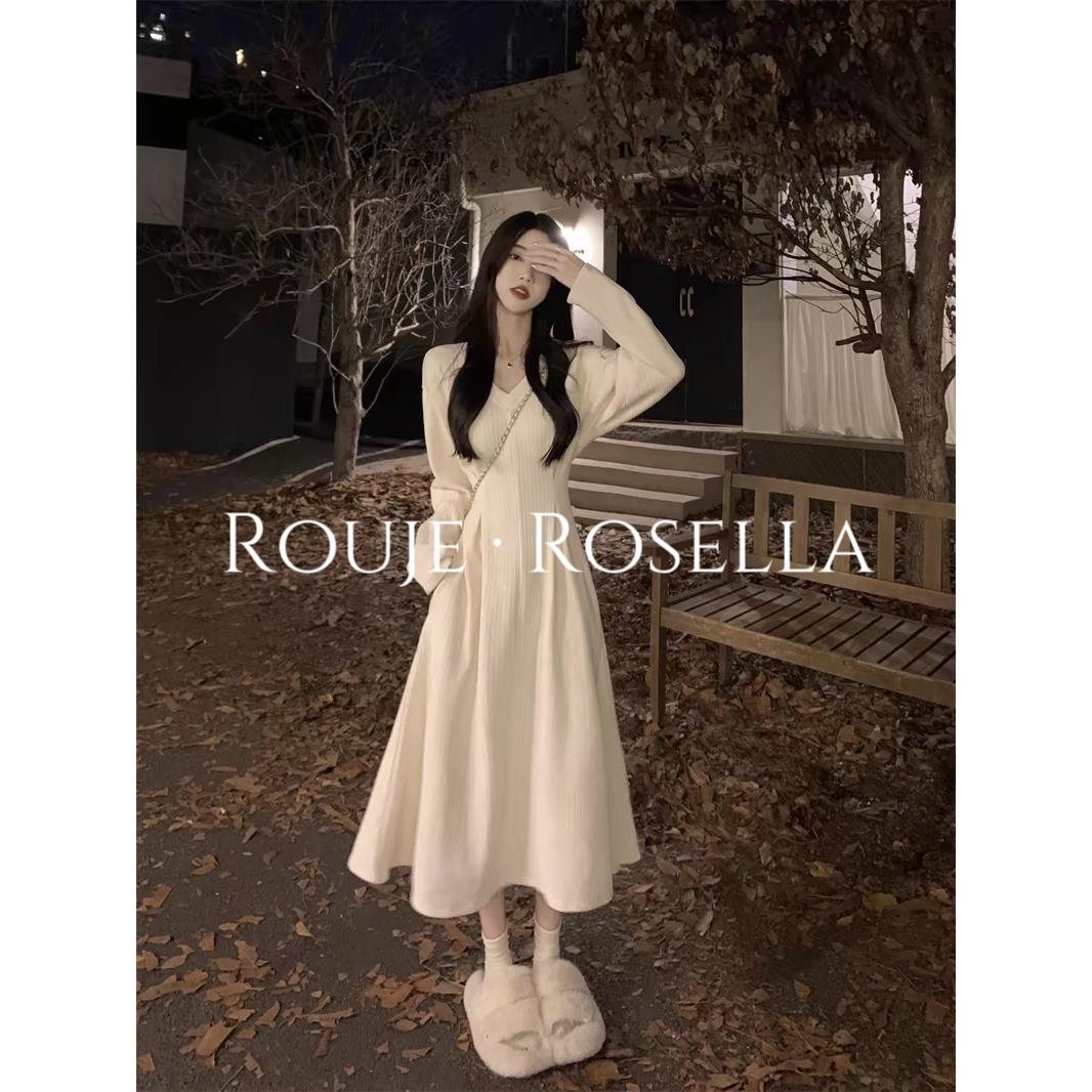 法国Rouje Rosella?法式赫本风V领长袖连衣裙女初秋收腰显瘦长裙
