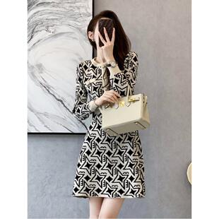 底裤 法国赫本风格 毛衣连衣裙针织连衣裙小众 新女装 欧洲站2024秋季