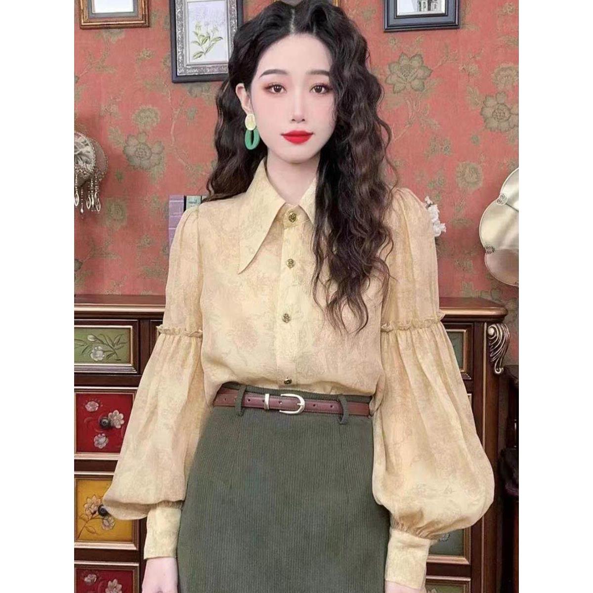 香港复古碎星长袖衬衫女高级感气质翻领木耳边漂亮小衫别致上衣春
