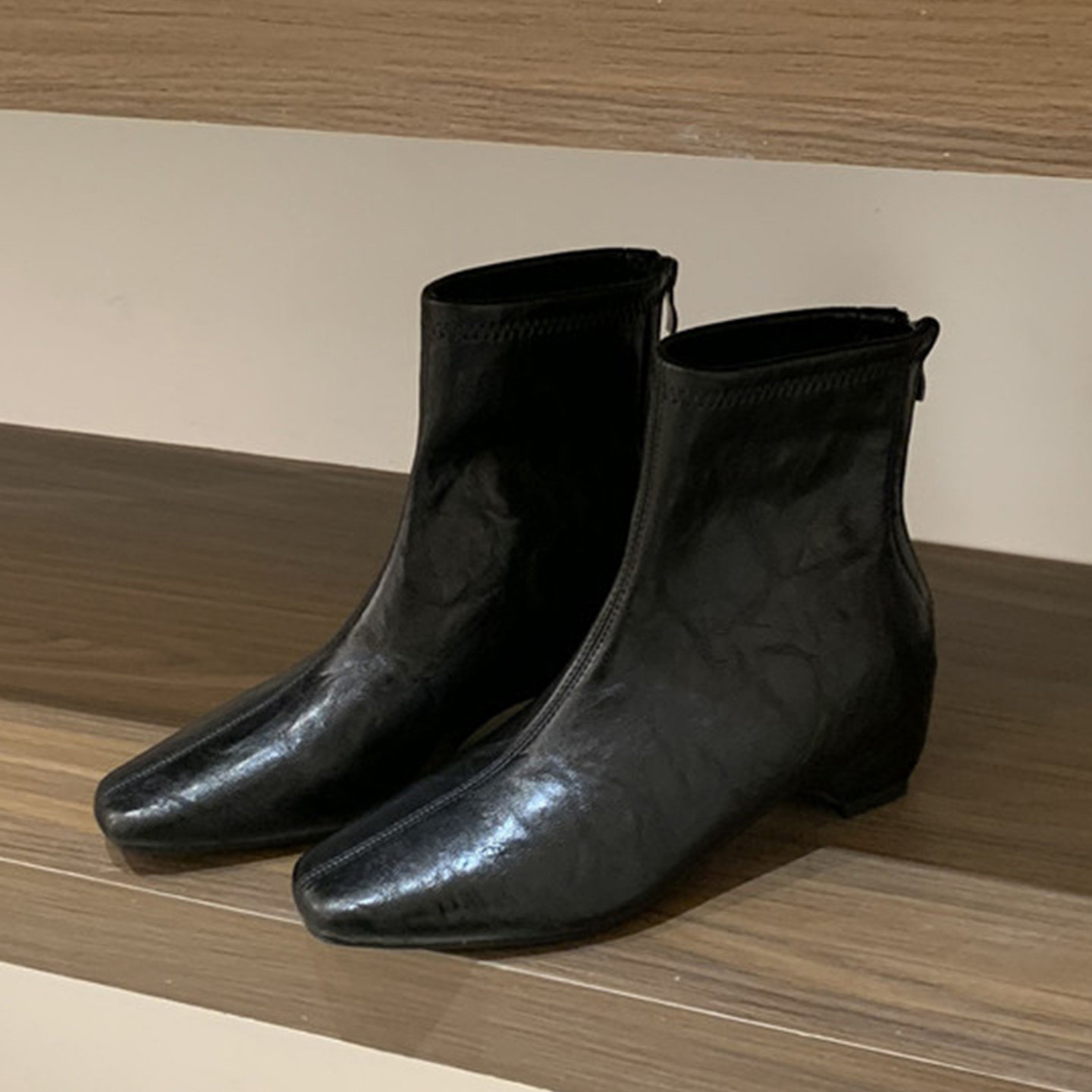 英伦风复古黑色方头内增瘦瘦短靴女春秋新款百搭低跟后拉链时装靴,女鞋,时装靴,淘宝优惠券,粉丝福利购,淘宝优惠卷