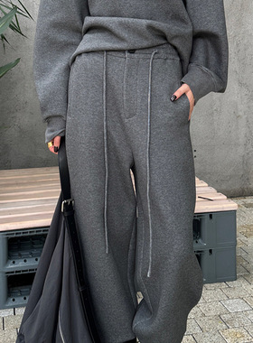 爱姐ELSISSI2025薄款新款高级感运动风休闲裤子女款秋小个子阔腿