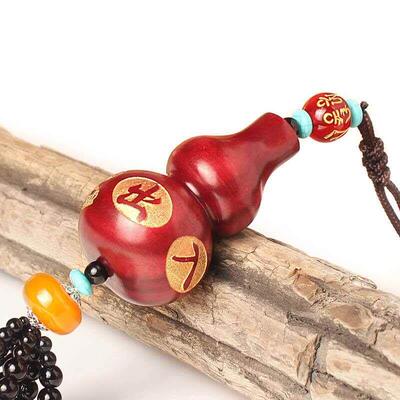 High-end car pendant red green sandalwood gourd interior dec