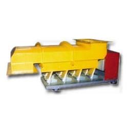 供应振动给料机电磁给料机优良料机设备欢迎来电咨询加料机